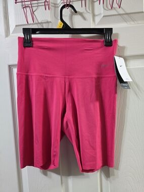 Nike Women's Hot Pink Zenvy Mid-Rise Bike Shorts